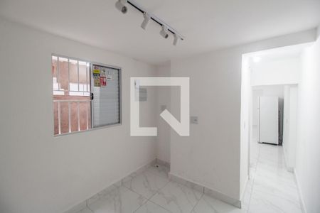 Quarto de casa para alugar com 1 quarto, 42m² em Jardim Boa Vista, Carapicuíba