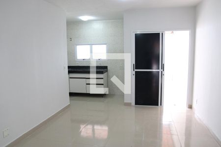 Sala de casa de condomínio para alugar com 3 quartos, 60m² em Jardim Bela Vista, Goiânia