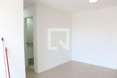 Sala de apartamento para alugar com 2 quartos, 79m² em Setor Aeroporto, Goiânia