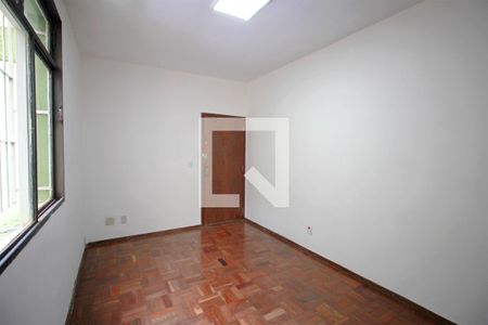 Sala de apartamento para alugar com 2 quartos, 56m² em Santa Efigênia, Belo Horizonte