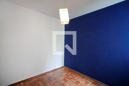 Quarto 1 de apartamento para alugar com 2 quartos, 56m² em Santa Efigênia, Belo Horizonte