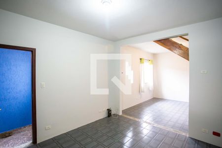 Sala de TV de casa à venda com 2 quartos, 141m² em Taboão, Diadema