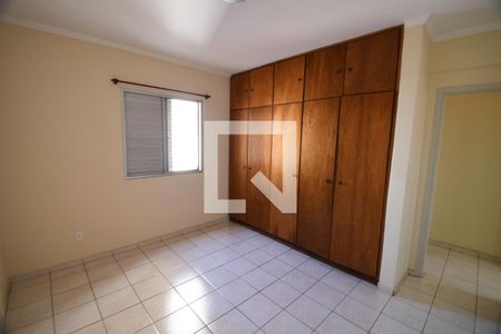 Quarto de apartamento à venda com 1 quarto, 43m² em Vila Itapura, Campinas