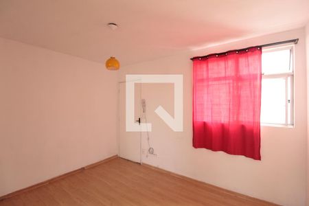 Sala de apartamento à venda com 2 quartos, 45m² em Heliópolis, Belo Horizonte