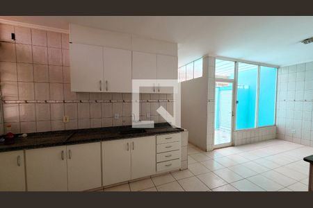 Cozinha  de casa à venda com 5 quartos, 190m² em Vila Bela I, Jundiaí