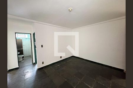 Quarto de apartamento à venda com 2 quartos, 90m² em Bairro da Glória, Contagem