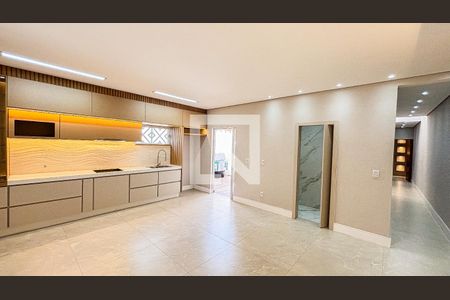 Sala - Sala de Jantar - Cozinha de casa à venda com 3 quartos, 216m² em Vila Assunção, Santo André