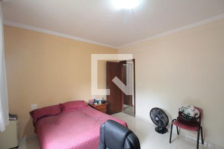 Suite de casa para alugar com 3 quartos, 240m² em Etelvina Carneiro, Belo Horizonte