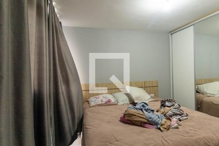 Quarto 2 Suite de apartamento para alugar com 2 quartos, 57m² em Capão Raso, Curitiba