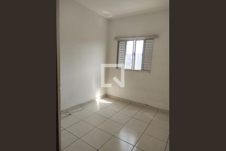 Quarto de apartamento para alugar com 2 quartos, 76m² em Parque Albina, Taboão da Serra