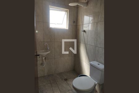 Banheiro de apartamento para alugar com 2 quartos, 76m² em Parque Albina, Taboão da Serra