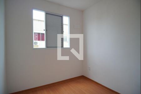 Quarto 1 de apartamento para alugar com 2 quartos, 48m² em Costa E Silva, Porto Alegre