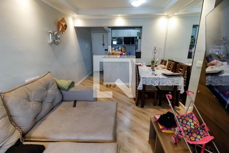 Sala de apartamento para alugar com 3 quartos, 74m² em Jardim Maria Rosa, Taboão da Serra