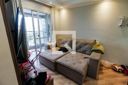 Sala de apartamento para alugar com 3 quartos, 74m² em Jardim Maria Rosa, Taboão da Serra