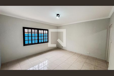 Sala de casa à venda com 2 quartos, 120m² em Santa Terezinha, Santo André