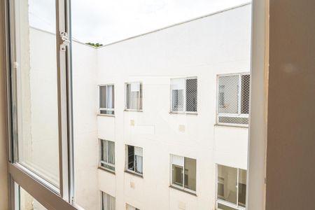 Vista da Sala de apartamento para alugar com 2 quartos, 40m² em Campina do Arruda, Curitiba