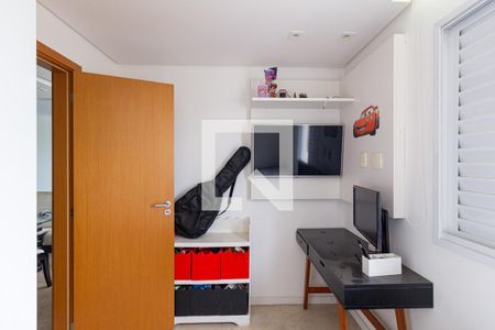 Quarto de apartamento para alugar com 2 quartos, 55m² em Quitaúna, Osasco