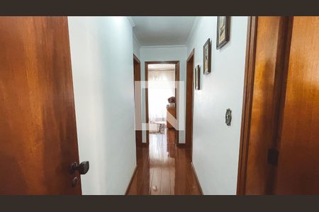 Corredor de apartamento para alugar com 3 quartos, 100m² em Santana, São Paulo