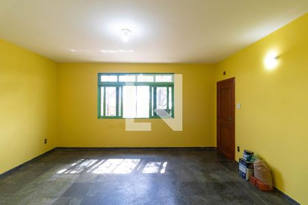 Salas de casa para alugar com 4 quartos, 200m² em Vila Nova, Campinas