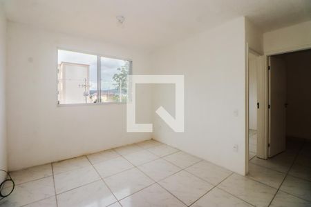 Sala de apartamento para alugar com 2 quartos, 42m² em Rubem Berta, Porto Alegre