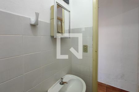 Banheiro de casa para alugar com 1 quarto, 70m² em Vila Pompéia, Campinas