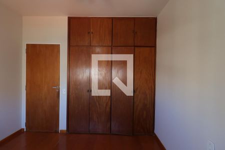 Quarto 1 de apartamento para alugar com 3 quartos, 70m² em Centro, Ribeirão Preto