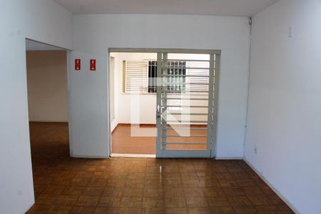 SALA de casa para alugar com 3 quartos, 280m² em Jardim Nossa Senhora Auxiliadora, Campinas