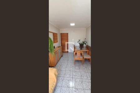 Sala de apartamento à venda com 3 quartos, 64m² em Parque Pinheiros, Taboão da Serra