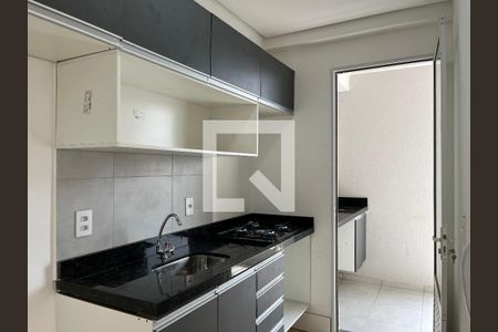 Cozinha de apartamento para alugar com 2 quartos, 41m² em Várzea da Barra Funda, São Paulo