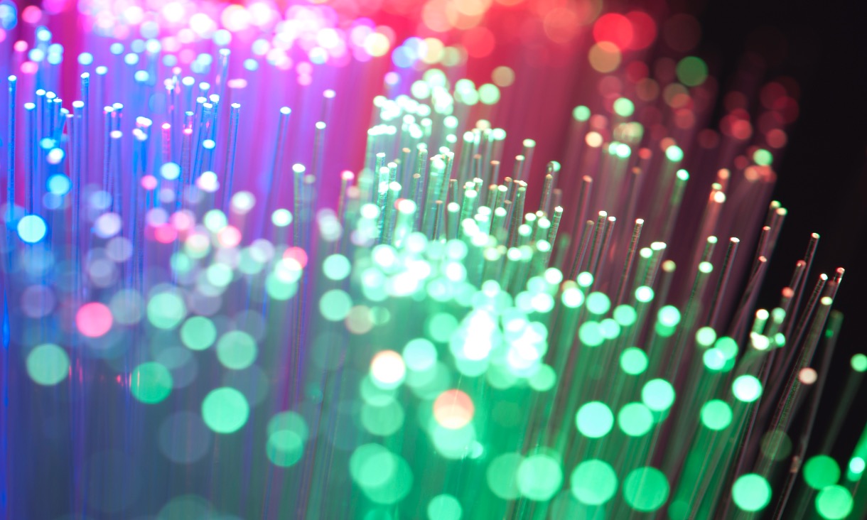 Thumbnail-Fibre-optics-GettyImages-1220_x_732.jpg