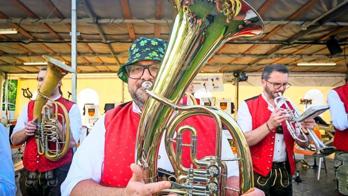 Sommerfest in Kornwestheim: Sonnige Hits nach dem Auftakt mit Hagel