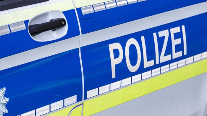 Versuchter Trickdiebstahl in Böblingen: 79-Jährige treibt Täter in die Flucht – Polizei sucht weitere Zeugen