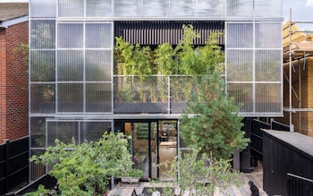 Green House by Hayhurst & Co