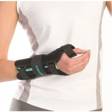 Aircast A2 Wrist Brace with Thumb Spica