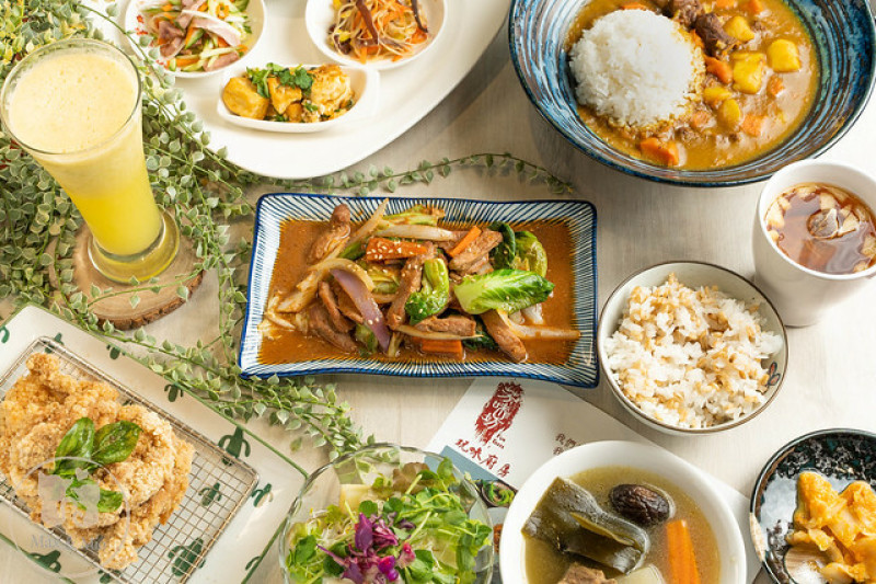 【桃園】芳味坊玩味廚房｜當令新鮮食材製作特色工程料理，高ＣＰ值的店！