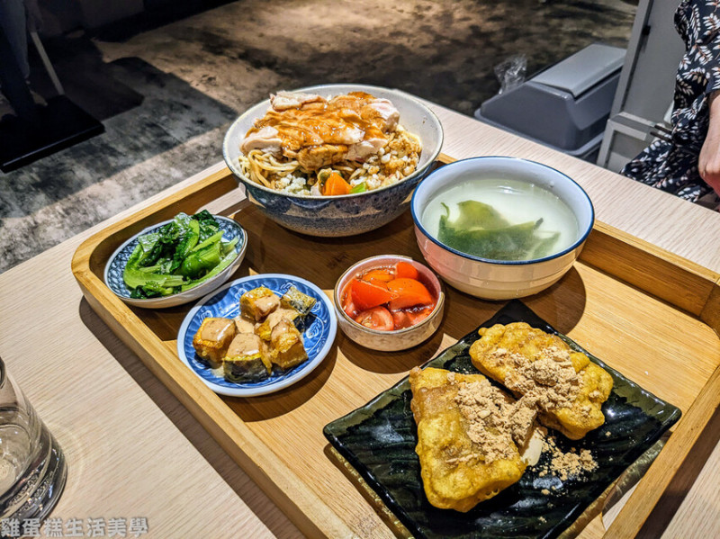 【台中食記】禾農豐食 - 國美館附近的精緻定食，配菜超豐盛