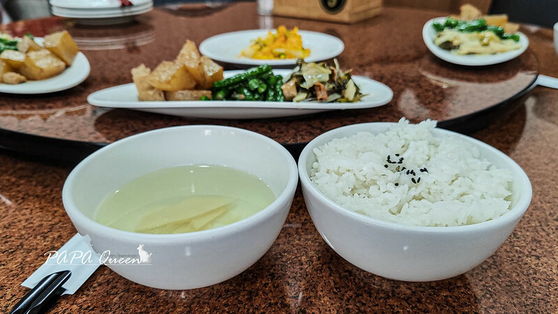 台中市西屯區台中｜感恩健康素食現炒 -熱炒系素食 鍋氣香味十足簡餐$130