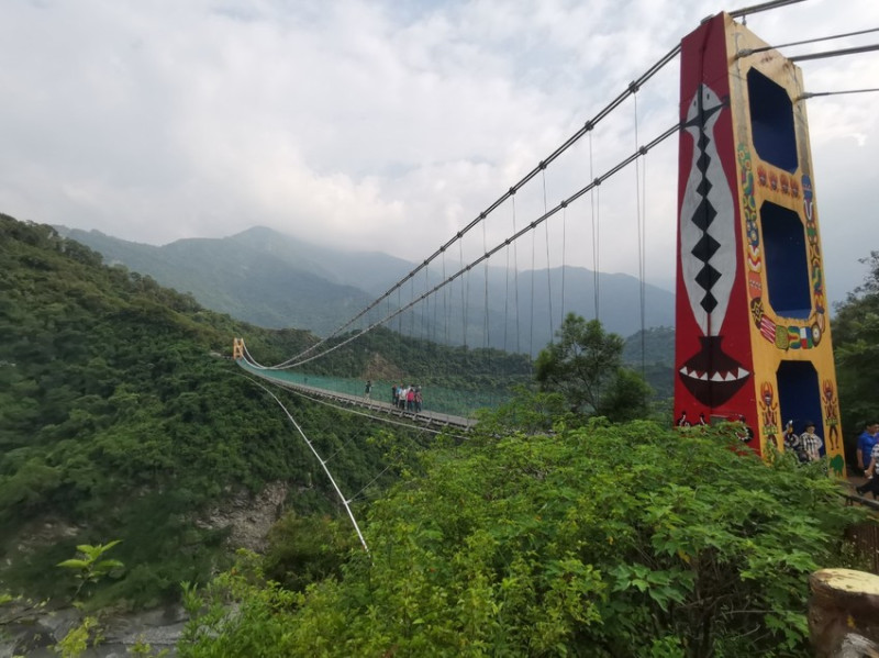 【高雄茂林景點】茂林國家風景區>>多納高吊橋