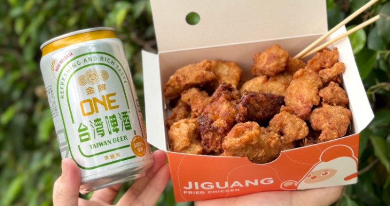 追奧運炸雞、啤酒少不了！繼光香香雞「Taiwan NO.ONE金牌組合餐」為中華隊加油，憑發票再送「金牌無酒精飲」。