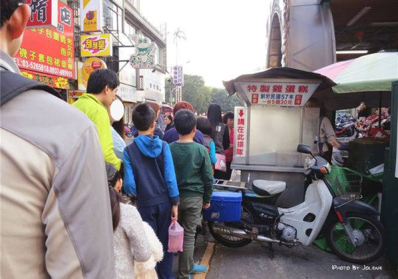 全台10家你不一定知道『在地人的排隊美食』，跟著排就對了！