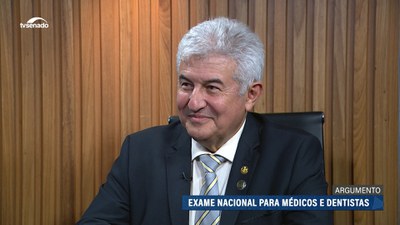 Astronauta Marcos Pontes explica projeto para testar conhecimentos de futuros médicos e dentistas