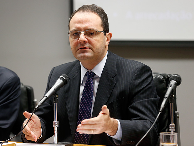 Brasilia, DF, Brasil, 06/05/2016: Coletiva do ministro da fazenda Nelson Barbosa e do secretario de receita Jorge Rachid. Eles anunciam mudancas em regras de tributacao. Foto: Pedro Ladeira/Folhapress