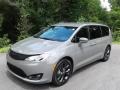 Ceramic Grey 2020 Chrysler Pacifica Touring L Exterior