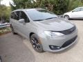 Ceramic Grey 2020 Chrysler Pacifica Touring L Exterior