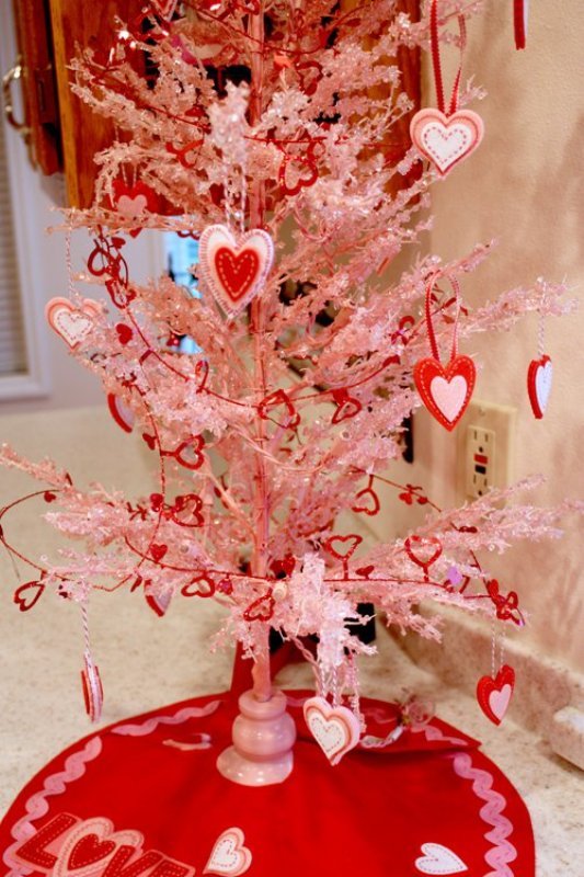 valentines-day-tree