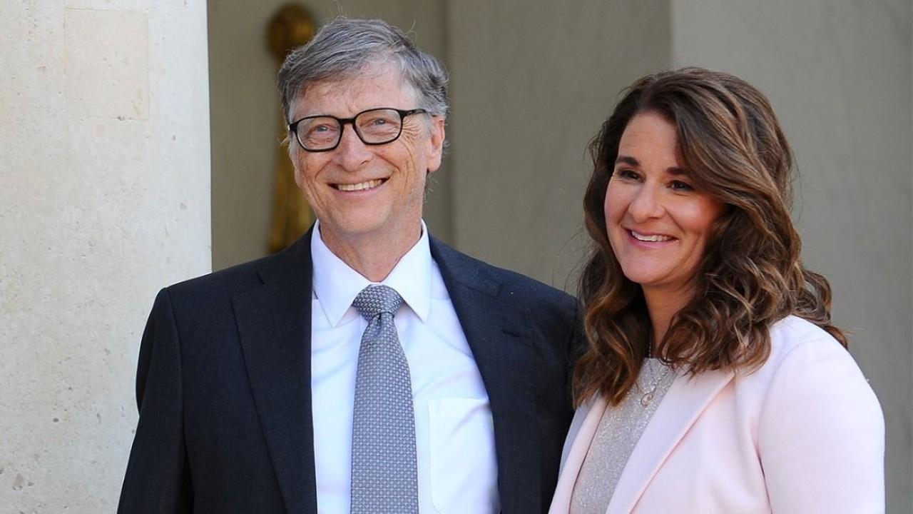 Bill Gates has ordered the first hydrogen-powered super-yacht to support clean energy technology and speculation that Google could potentially buy Tesla. FOX Business’ Lauren Simonetti with more. 