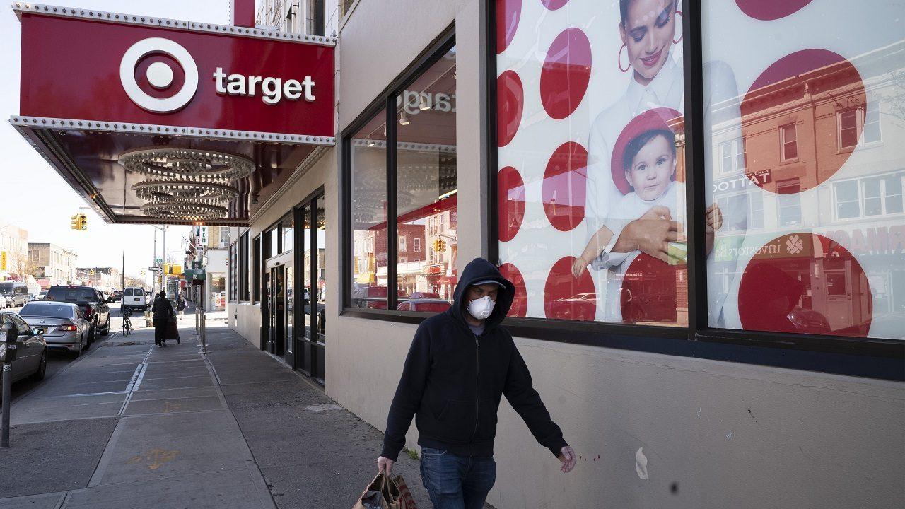 Frontline workers from a number of businesses are planning to strike Friday and some are asking customers to refrain from buying from those businesses in solidarity. FOX Business’ Lauren Simonetti with more.