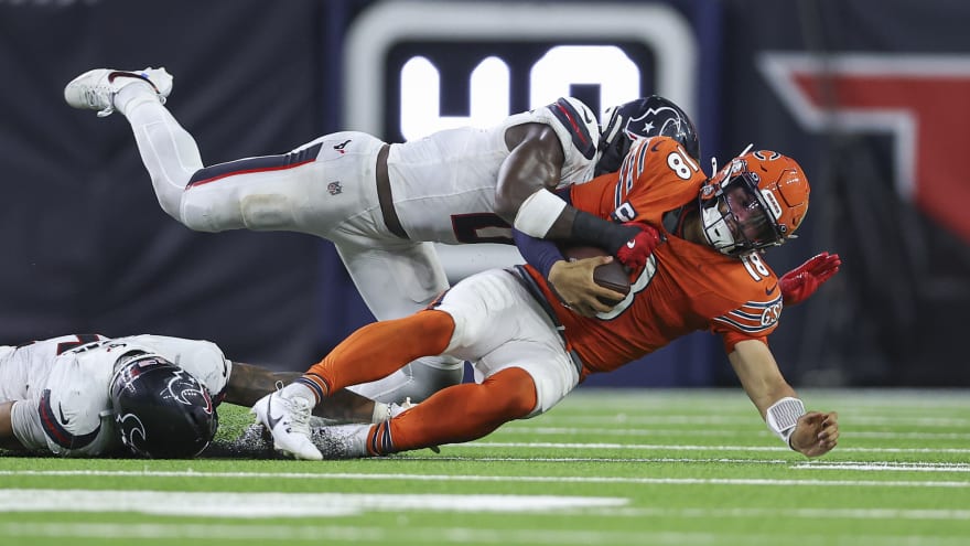 Bears QB Caleb Williams struggles again in loss to Texans