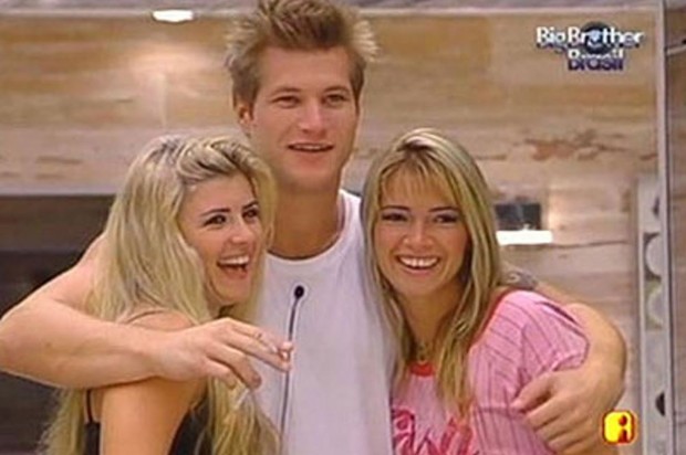 Iris, Alemão e Fani, no BBB 7 (Foto: Reprodução/Globo)