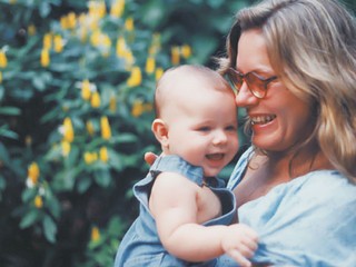 Vera com Gabriel, seu filho com Felipe Camargo (Foto: Arquivo Pessoal / Divulgação)